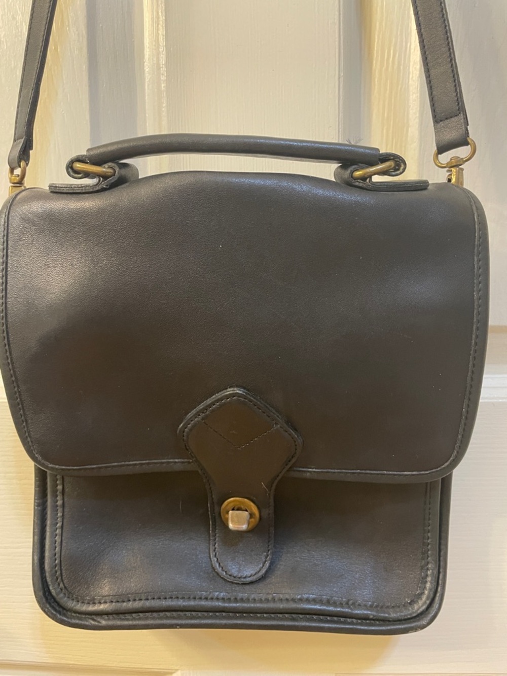 Vintage Tannery West Classic Black Leather Crossbody Bag 80s style with patina